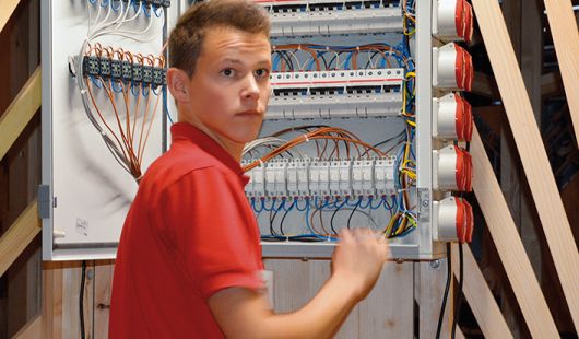 Hustech Installations AG